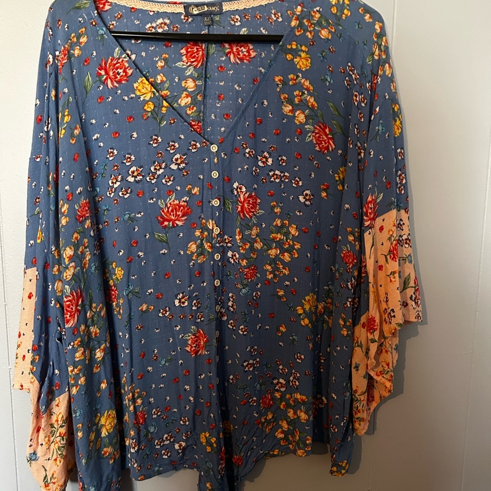 Floral Blue and yellow 2X Women's Top